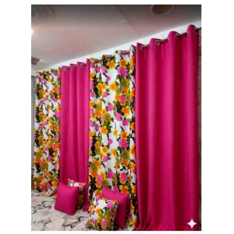 Lot de 4 Rideaux + 4 Housses de Coussin (2 Occultants Lourds + 2 Voilages Transparents Imprimés) – Rose Fuchsia / Floral Multicolore sur Fond Blanc