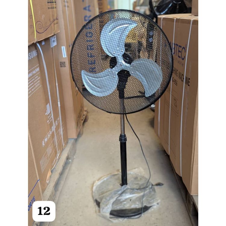 Ventilateur Ottawa UFESA 18 pouces et 3 pales - UF84105333 - 70W - 3 vitesses - Noir - Garantie 2 mois - Seconde main - Réparé sans emballage