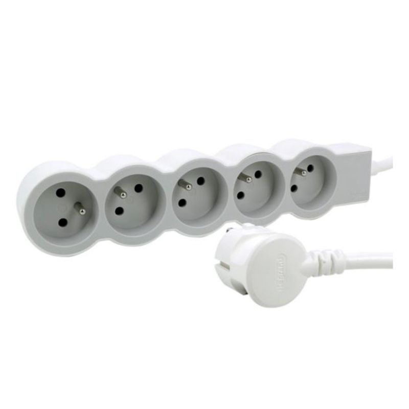 Rallonge multiprise 4 prises prix en fcfa 2P+T surface - Legrand 049490 - Cordon 3 mètres| Glotelho Cameroun