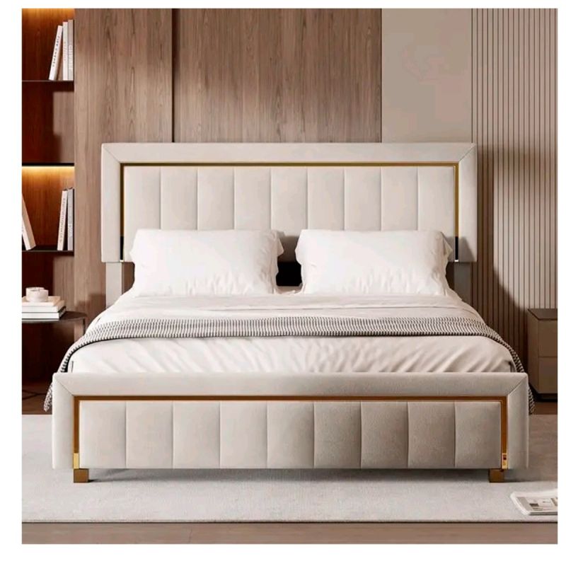 Lit Complet Capitonné en Velours + matelas orthopédique + 2 Oreillers, beige, prix Cameroun. 