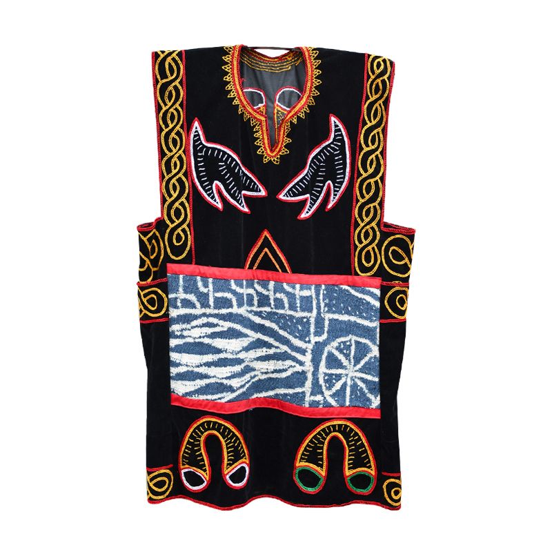 Tenue Traditionnelle Toghu Courte Manche Brodé En Gong Originale -Taille Taille M,XL  ET XXL | Glotelho Cameroun 