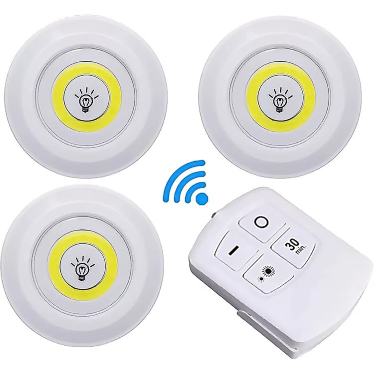 Super-bright LED light with wireless remote control - Price Cameroon