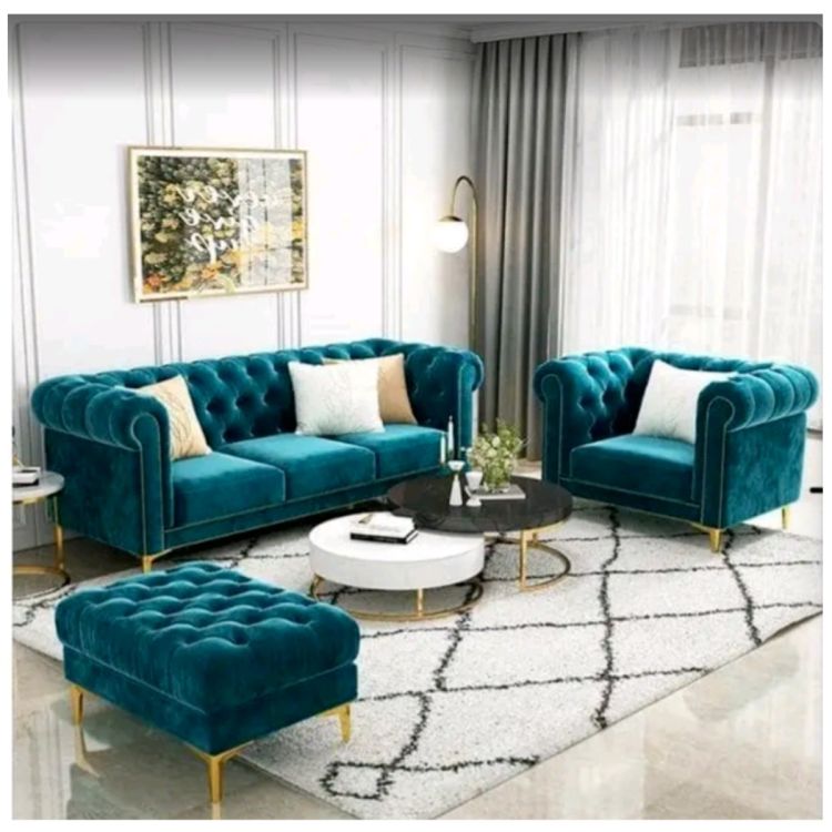 Salon Capitonné Royal Prestige – Velours Bleu Canard + Pieds Dorés – Canapé 3 places + fauteuil + pouf  – Disponible à la commande avec production rapide